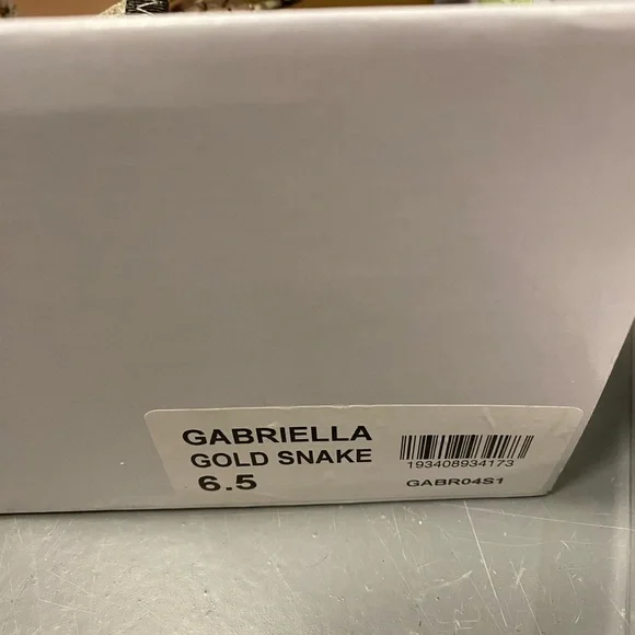 Steve Madden Gabriella Gold Snake - Picture 9 of 11